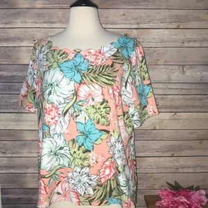 Kim Rogers Short Sleeve size Large Top